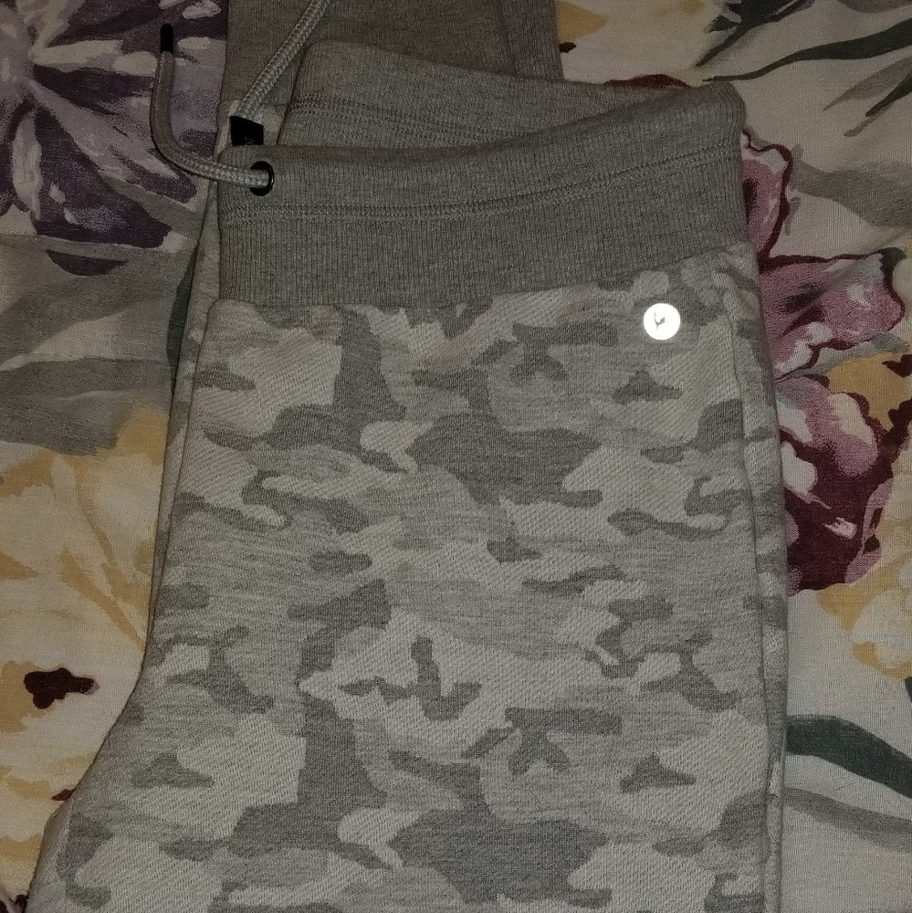 90° Joggers